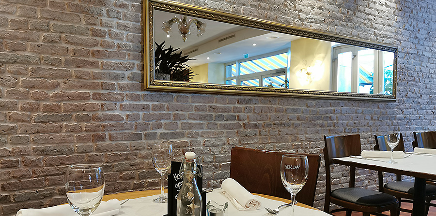 XSTEIN PANELPIEDRA BRICK LOFT PR536 Gastrobau Restaurant 